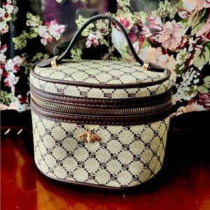 Small Fashion Travel Bag NWOT